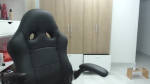 Roxana online show from February 2025 04:47:01 AM