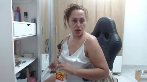 Roxana online show from March 2025 04:38:02 AM