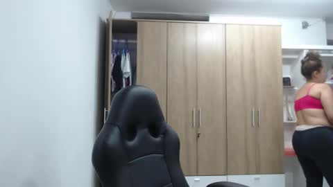 Roxana online show from February 2026 01:32:01 AM