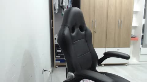 Roxana online show from March 2026 02:04:02 AM