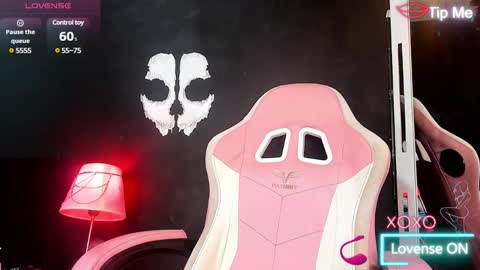 Roxane  online show from February 2025 10:00:02 AM