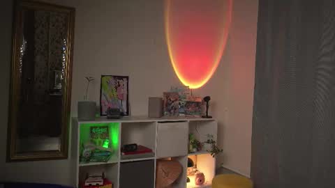 Roxy online show from September 2025 11:49:01 PM