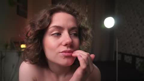 Roxy online show from April 2026 07:11:01 AM