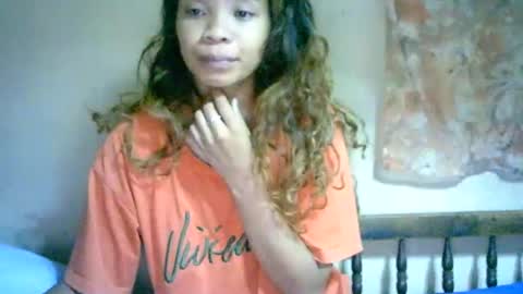 roxanne_98 online show from December 2024 12:29:01 AM