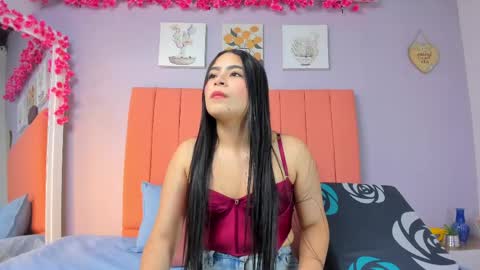 Juliana 3 online show from April 2026 12:11:02 PM