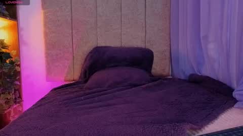 roxanrox online show from November 2025 05:06:01 AM