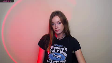 Roxa online show from October 2025 08:01:01 AM