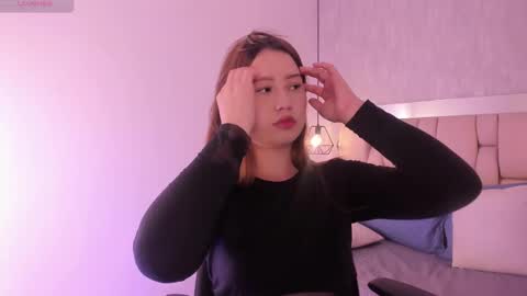 Snapshot of roxie_summers chatting on February 2025 07:30:01 PM Roxie online show from February 2025 07:30:01 PM