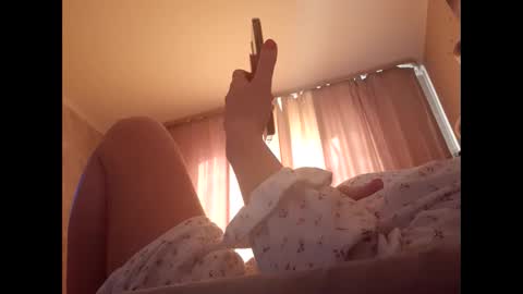 Snapshot of roxolanaa_sexy chatting on February 2025 05:20:01 AM ROXOLANAA SEXY online show from February 2025 05:20:01 AM