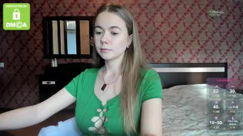 Snapshot of roxxana_xxxx chatting on October 2025 01:09:02 PM roxxana_xxxx online show from October 2025 01:09:02 PM