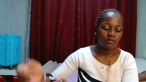 Roxy online show from April 2026 03:48:01 AM