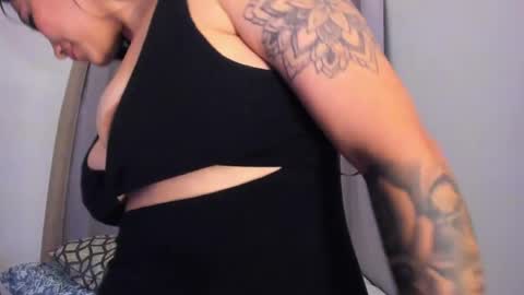 Roxy hell online show from May 2026 03:12:01 AM