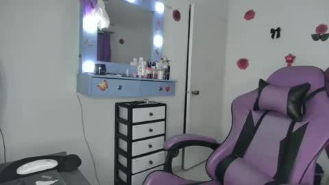 Roxy online show from June 2026 02:25:02 AM