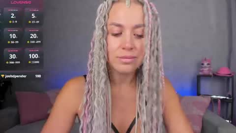 Snapshot of roxy_mars chatting on July 2026 01:31:02 AM Roxy online show from July 2026 01:31:02 AM