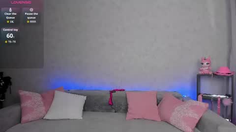 Snapshot of roxy_mars chatting on July 2026 01:54:01 AM Roxy online show from July 2026 01:54:01 AM