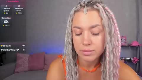 Snapshot of roxy_mars chatting on July 2026 01:32:02 AM Roxy online show from July 2026 01:32:02 AM