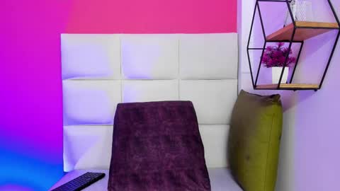 roxy_sexy69 online show from March 2026 04:18:01 AM