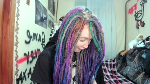 Roxy online show from February 2025 07:27:01 PM