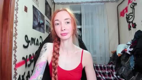 Roxy online show from November 2025 08:45:01 PM