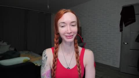 Snapshot of roxy_silver chatting on December 2025 09:09:01 PM Roxy online show from December 2025 09:09:01 PM