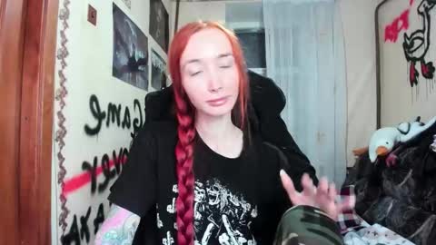 Snapshot of roxy_silver chatting on February 2026 08:25:02 PM Roxy online show from February 2026 08:25:02 PM