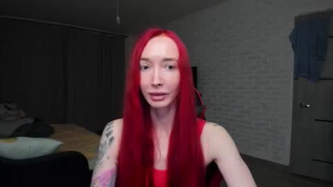 Snapshot of roxy_silver chatting on February 2026 01:42:02 AM Roxy online show from February 2026 01:42:02 AM