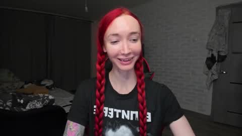 Snapshot of roxy_silver chatting on February 2026 08:05:02 PM Roxy online show from February 2026 08:05:02 PM