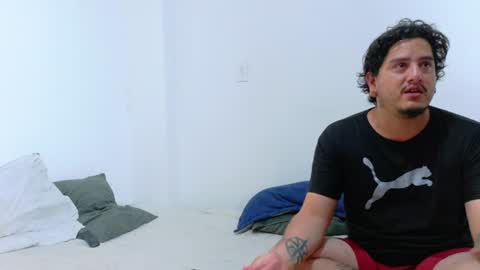 Snapshot of roxyandaron2 chatting on July 2026 12:35:02 AM RoxyAron online show from July 2026 12:35:02 AM