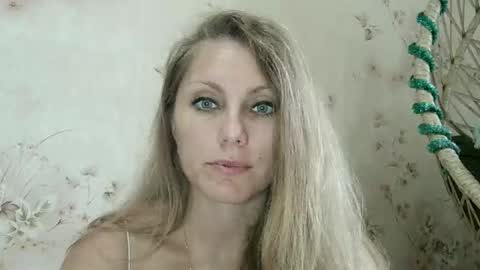 roxyfox18x01 online show from October 2025 07:40:02 AM