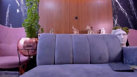 Roxy  online show from October 2025 03:19:02 PM