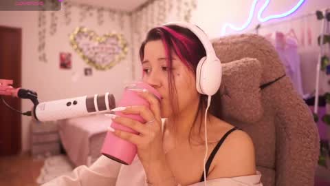 roxysuh online show from May 2026 07:37:02 AM