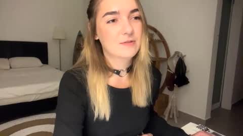 Roxy online show from March 2026 01:22:02 PM