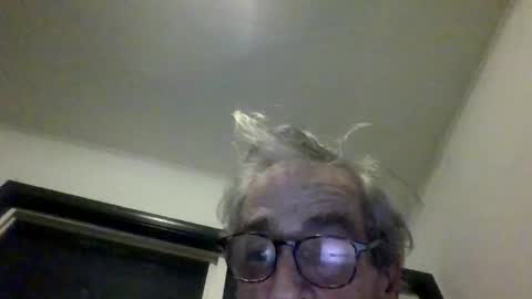 Snapshot of royboy2561 chatting on May 2026 08:01:01 AM Roy Murrin online show from May 2026 08:01:01 AM