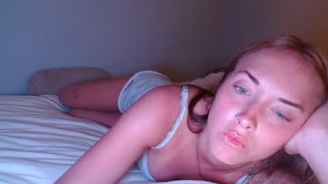 rozzygrace online show from May 2026 01:56:01 AM