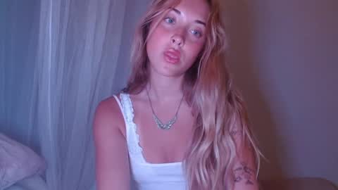 rozzygrace online show from May 2026 12:38:01 AM