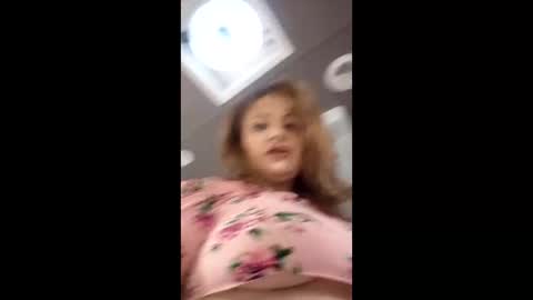 Snapshot of rraineonme chatting on February 2026 12:14:02 AM rraineonme online show from February 2026 12:14:02 AM