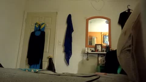 rraineonme online show from April 2026 09:36:02 AM