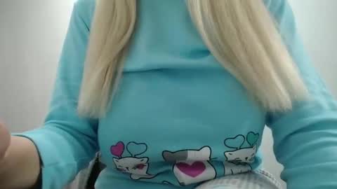 Snapshot of ruby988 chatting on February 2026 09:55:02 PM ruby988 online show from February 2026 09:55:02 PM