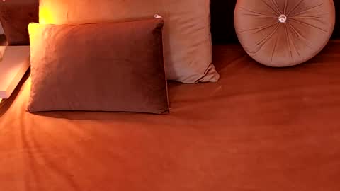 Ruby Luxe online show from April 2026 04:24:02 AM