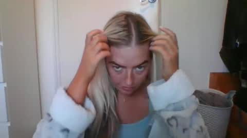 rubyredxxxoxxx online show from December 2024 02:24:02 PM