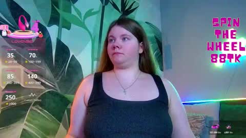 Snapshot of rubyvalen chatting on October 2025 12:42:02 AM Ruby online show from October 2025 12:42:02 AM