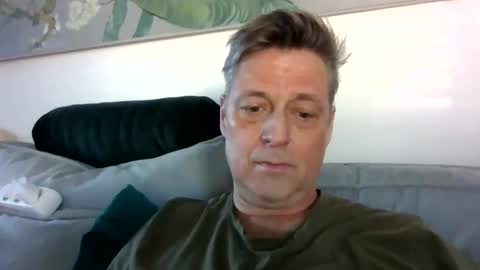 Snapshot of rudeski chatting on February 2025 03:28:02 PM rudeski online show from February 2025 03:28:02 PM