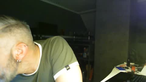 Snapshot of ruffi77 chatting on February 2025 10:36:02 PM Chico que rico Caliente online show from February 2025 10:36:02 PM