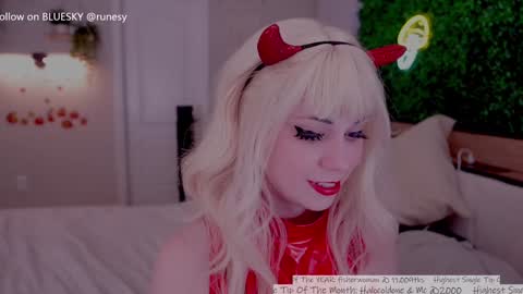 Lady online show from October 2025 03:10:02 AM