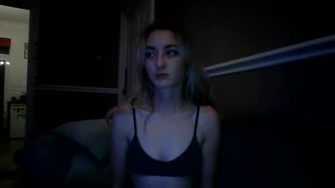 Izzy online show from May 2026 09:23:01 PM