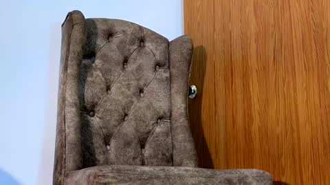 Snapshot of russell_adams_ chatting on December 2024 04:23:02 AM R U S S E L L online show from December 2024 04:23:02 AM