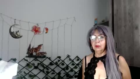 ruth_blue21 online show from February 2025 09:54:01 PM