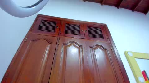 Ruth online show from November 2025 04:23:02 AM