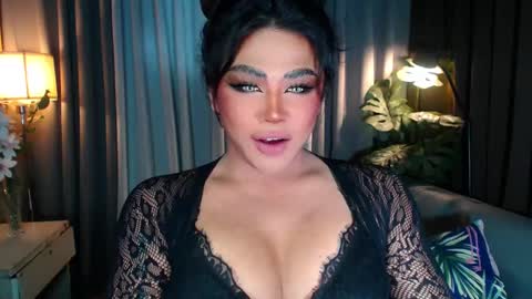 Samantha online show from March 2025 08:32:01 PM