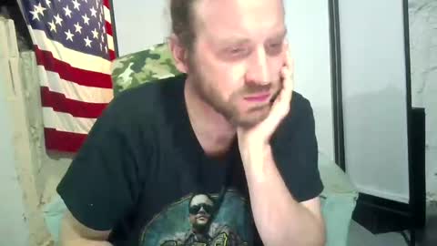 rwb1982 online show from October 2025 02:32:01 AM